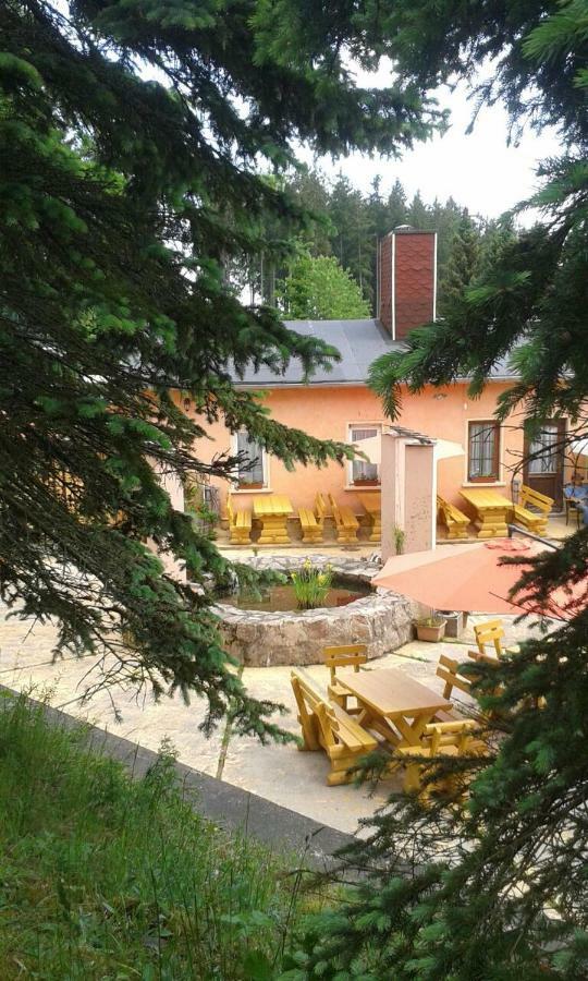 Ferienpark Sonnenhof Тамбах-Дийтхарц Екстериор снимка